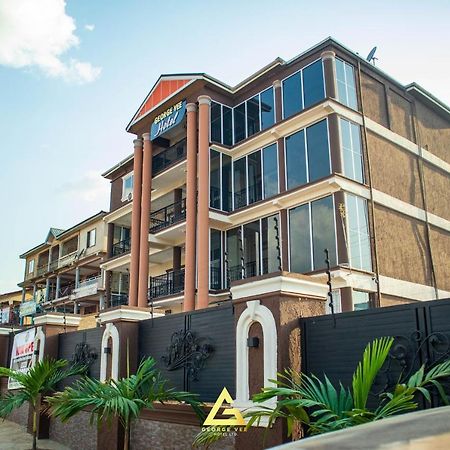 George Vee Hotel Ltd Kumasi Esterno foto